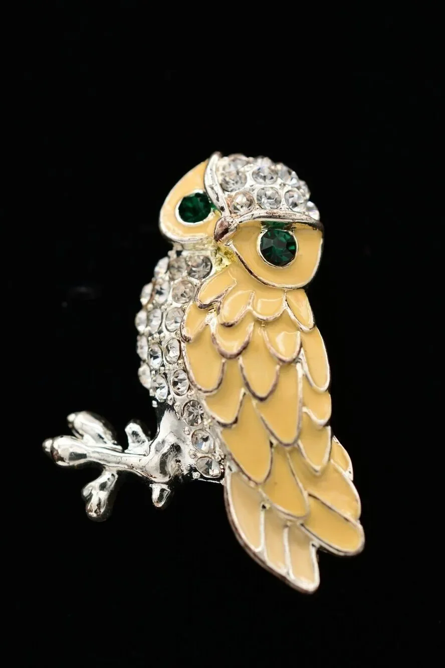 Vintage Owl Pin Brooch Rhinestone Crystal Green Cream Enamel Silver Shiny BinAT